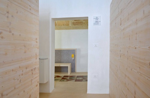 Lecce Apartment | Camera matrimoniale, ambiente ricercato, arredato ed impreziosito.