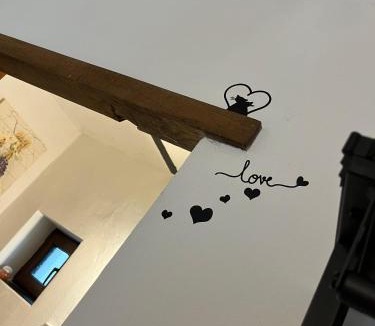 Castellero Apartment | Camera Orchidea con bagno privato