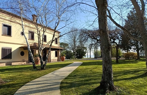 Longiano House | Camera Superior - Timo