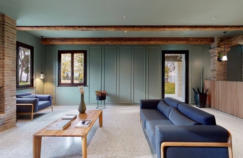 Longiano House | Camera Superior - Timo