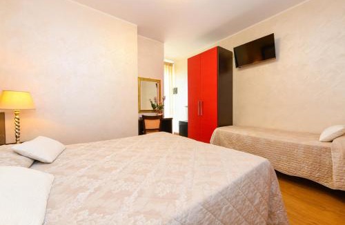 Lugana Bed & Breakfast | Camere America B&B