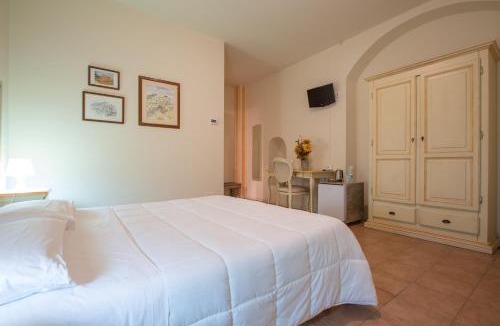 Canelli House | Camere Centro Storico