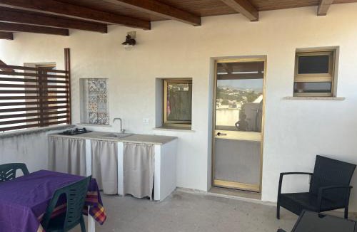 Valderice House | Camere Con Terrazzino