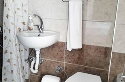Ayvalik City Center House | Camlaralti Pansiyon