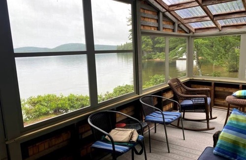 East Wakefield Cabin | Camp Avalon - Historic Waterfront, 3 cabins
