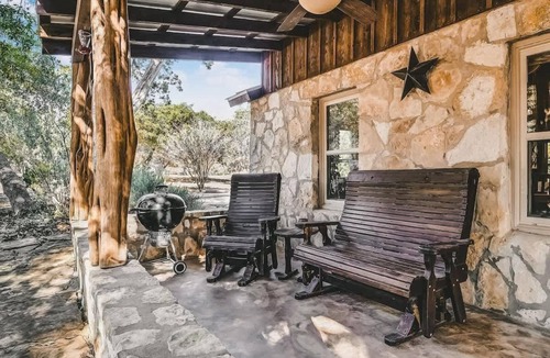 Blanco House | Camp Blanco | 18-Acre Ranch + Game Barn
