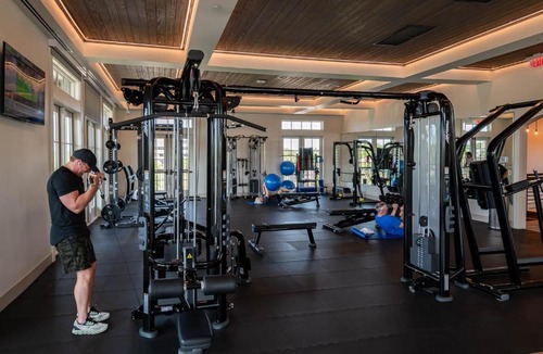 Seacrest Hotel | Camp Creek Inn
