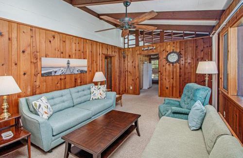 Frankfort House | Camp David