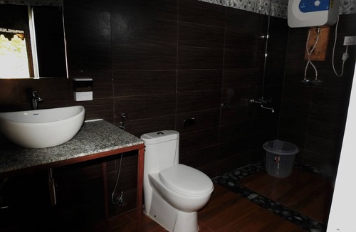 Dharamshala RV Rental | Camp Dharamshala - Luxury with peace