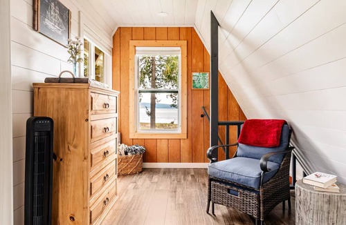 Brinnon Cabin | Camp Duckabush: Scenic Hood Canal A-Frame, inc: WIFI, Pet-Friendly, Well-stocked