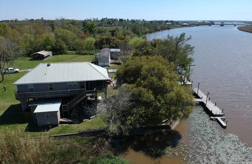 Pearlington House | Camp'Inn Waterfront Paradise! You won't want to leave!