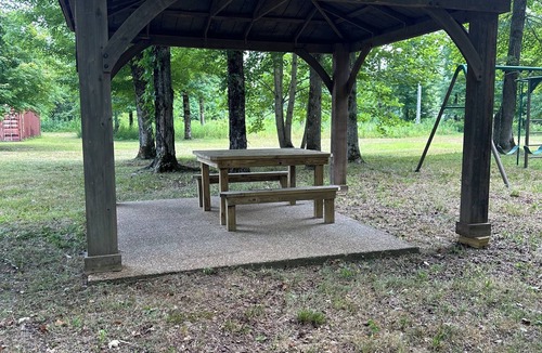 Hohenwald Cabin | Camp Oxbow on the Buffalo River TN