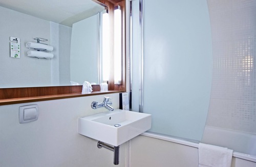 Chanas Hotel | Campanile Chanas