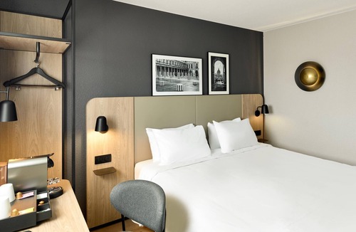Bobigny Hotel | Campanile PRIME - Paris Bobigny