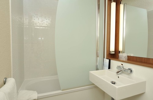 Valence Hotel | Campanile Valence Sud
