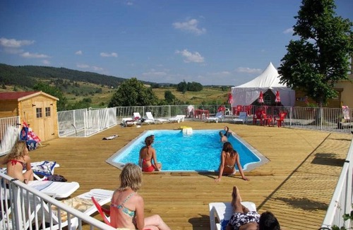 Langogne House | Camping 3 étoiles - Piscine - ccbfab0