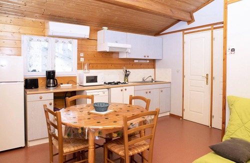 Joyeuse House | Camping Bois Simonet**** - Chalet Edelweiss 3 rooms 4/6 people Air-conditioned