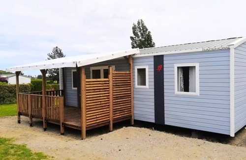 Saint-Bonnet-le-Chateau House | Camping de la Belle Etoile * - Mobilhome Nirvana Great comfort 3 bedrooms terrace 6 people