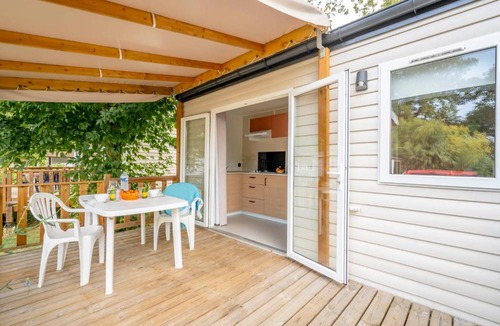 Salies-de-Bearn Hotel | Camping des Salines