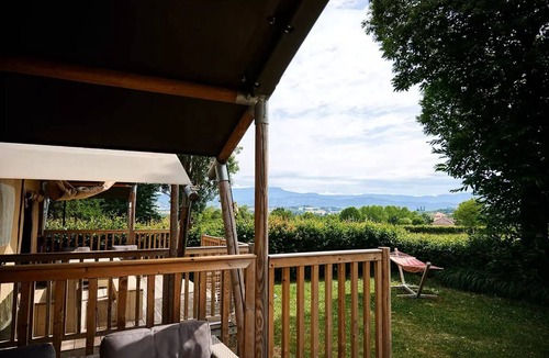 Les Abrets en Dauphine House | Camping Le Coin Tranquille | Villatent Wood | 5 pers.