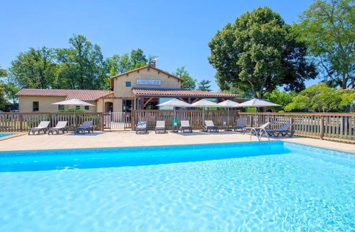 Rouffignac-Saint-Cernin-de-Reilhac House | Camping La Nouvelle Croze* - 4 Room TV Family Mobile Home 6 people