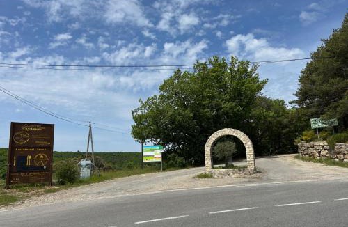 Artignosc-sur-Verdon Other | Camping l'Avelanede
