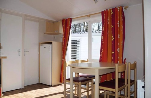 Miribel-les-Echelles House | Camping Le Balcon de Chartreuse* - Mobile home Myrtille 4 rooms 8 people