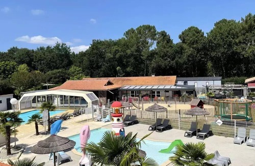 Saint-Laurent-de-Medoc Ski Chalet | Camping Le Paradis * - Chalet “Le Lys” 2 bedrooms DIM - SUN 4 people