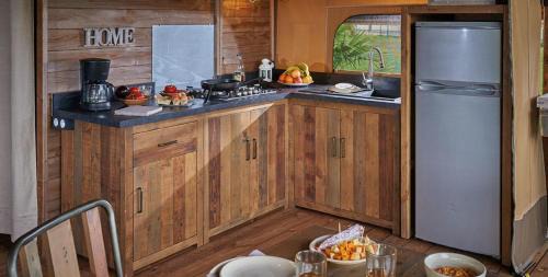 Gaugeac Other | Camping le Moulin de David -Gaugeac Monpazier 24540 - Cabane -Mobil-home 3 et 2 chambres