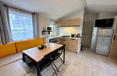 Villevaude RV Rental | Camping Le Parc de Paris