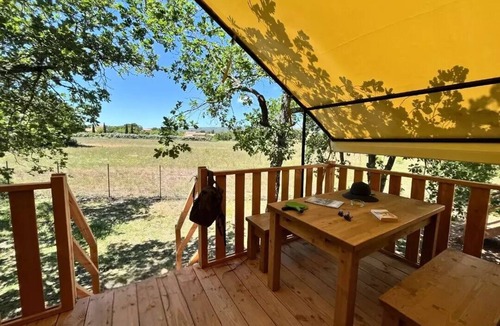 Saint-Saturnin-les-Apt House | Camping maeva Escapades Le Domaine des Chênes Blancs * - Canvas Bungalow 3 Rooms 5 People Without Sanitary