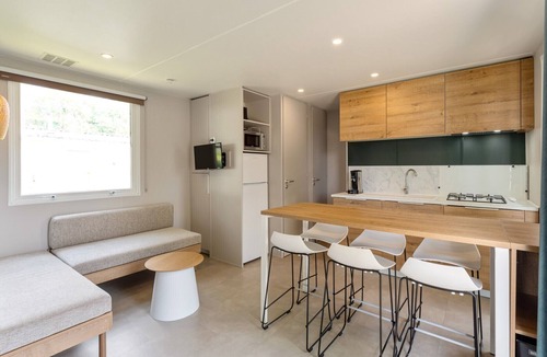 Bouillon Ski Chalet | Camping Papillon Bouillon - Family Vacation Home 6
