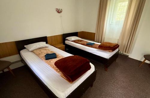 Onesti Resort | Camping Paradisul Soferilor