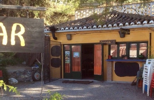 Velilla-Taramay RV Rental | Camping Tropical