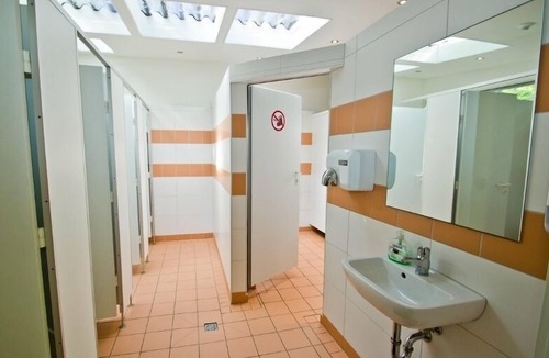 Osterode am Harz Hostel | Campinghotel Eulenburg - Hostel