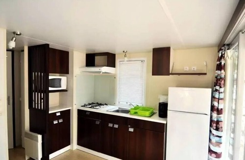 Chateauroux House | Campsite Le Rochat-Belle-Isle * - Mobil home Duo 31m2 (2 bedrooms in front of the river) 6 people