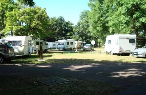 Chateauroux House | Campsite Le Rochat-Belle-Isle * - Mobil home Duo 31m2 (2 bedrooms in front of the river) 6 people