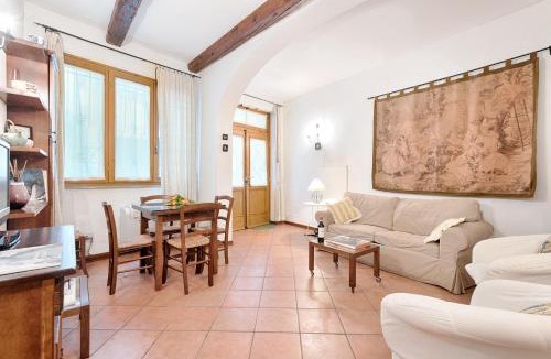 San Frediano Apartment | Campuccio 21 by Mmega