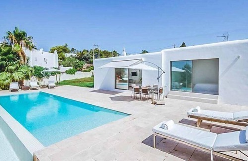 Cap Martinet Villa | Can Emma - Two Bedroom Villa, Sleeps 4