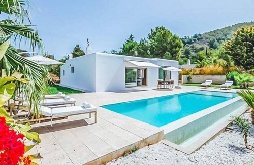 Cap Martinet Villa | Can Emma - Two Bedroom Villa, Sleeps 4