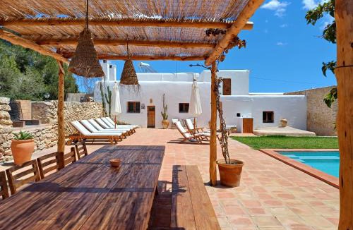 Sant Rafael de Sa Creu Villa | CAN FERRER Authentic payesa house