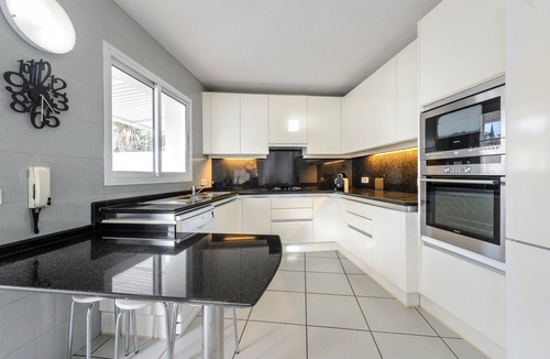 Can Besso Villa | CAN LLUC Holiday Home with Wi-Fi, Air Conditioning, Pool, Garden and Sun Terrace