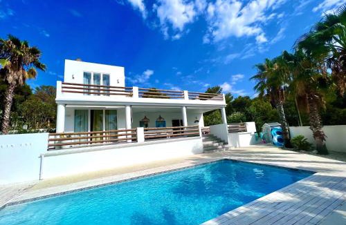 Cala Comte Villa | Can Love