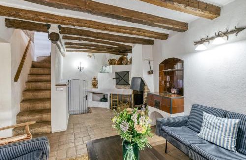 Montiro House | Can Roca