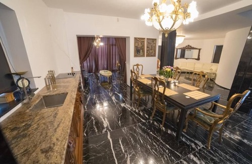 Eforie Nord Apartment | Canada Castle -Luxury Vila & Apartment with Sea View
