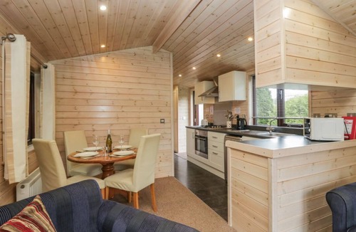 Keswick Cabin | Canadian Cabin No 38, Keswick.