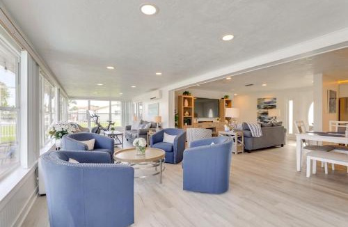 Bay Colony House | Canal-Front Haven: Pool, Dock & Lanai in Palmetto