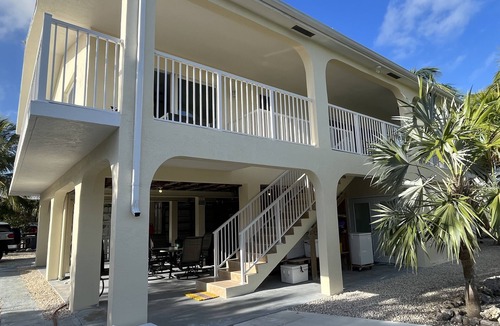 Eden Pines House | Canal Front Home in Big Pine Key
