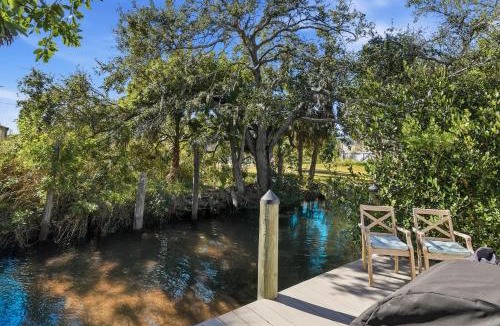 Palmetto House | Canal-Front Oasis in Terra Ceia: Pool, Patio, Dock