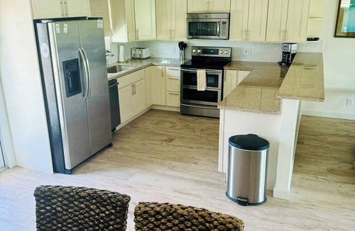 Big Pine Key House | Canal front pool home. Ocean side of Big Pine. Open water views.